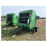 JOHN DEERE 566 ROUND BALER