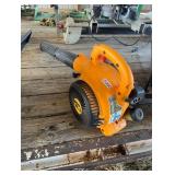 POULAN PRO GAS LEAF BLOWER