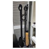 FIREPLACE TOOL SET