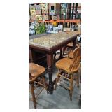 ISLAND / BAR STOOLS