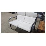 PATIO BENCH / CUSHIONS