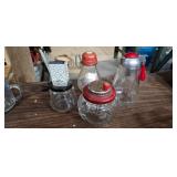 VINTAGE KITCHEN ITEMS