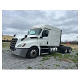 2019 FREIGHTLINER CASCADIA 126 T A SLEEPER TRUCK