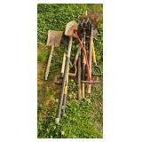 YARD TOOL LOT