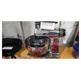 STAND MIXER