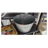 METAL BUCKET