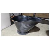ASH BUCKET