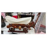 WOODEN COVERED WAGON DECOR