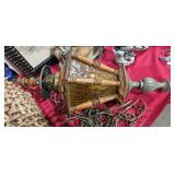 HANGING LIGHT FIXTURE