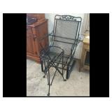 WROUGHT IRON CHAIR / TABLE