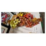 BOWL OF GRAPES