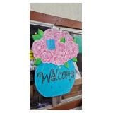 DOOR HANGER DECOR
