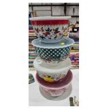 PIONEER WOMAN BOWLS