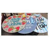 DOOR HANGER DECOR