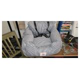 BABY SEAT