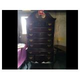 DRESSER
