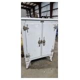 ICE CABINET / CHEST