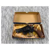SMITH AND WESSON PISTOL REVOLVER