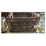 VINTAGE CRATE