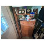 DRESSER