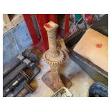 ANTIQUE SCREW JACK