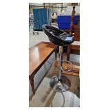 STOOL