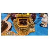 MCCOY WELL PLANTER