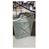 VINTAGE METAL MILITARY GAS CAN