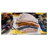 CLOTHES LOT