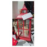 RED LANTERN DECOR