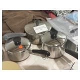 STAINLESS STEEL POTS WITH LIDS