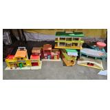 VINTAGE PLAYSETS