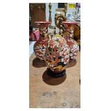 VASE LOT