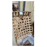 TOBACCO BASKET
