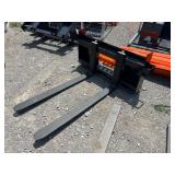 SKID STEER PALLET FORKS