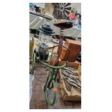 METAL TRICYCLE GARDEN DECOR