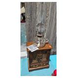 OIL LAMP / JEWELRY BOX