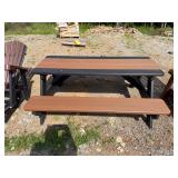 PICNIC TABLE