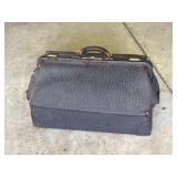 VINTAGE TRAVEL BAG