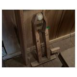 VINTAGE BASEBALL STITCHING CLAMP