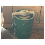 ICE CREAM MAKER