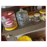 VINTAGE CANINSTERS
