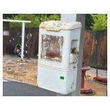 VINTAGE GAS STATION TOWEL DISPENSER