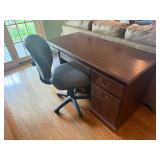 DESK AND CHIAR