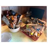 MIXER / UTENSILS / MISC ITEMS