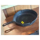 CAST IRON SKILLET