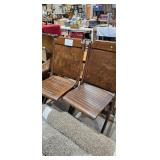 VINTAGE WOODEN FOLDING CHAIRS