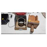 WOODEN SCOOP