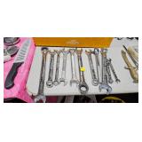 TOOL LOT