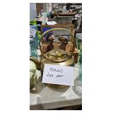 TEA POT